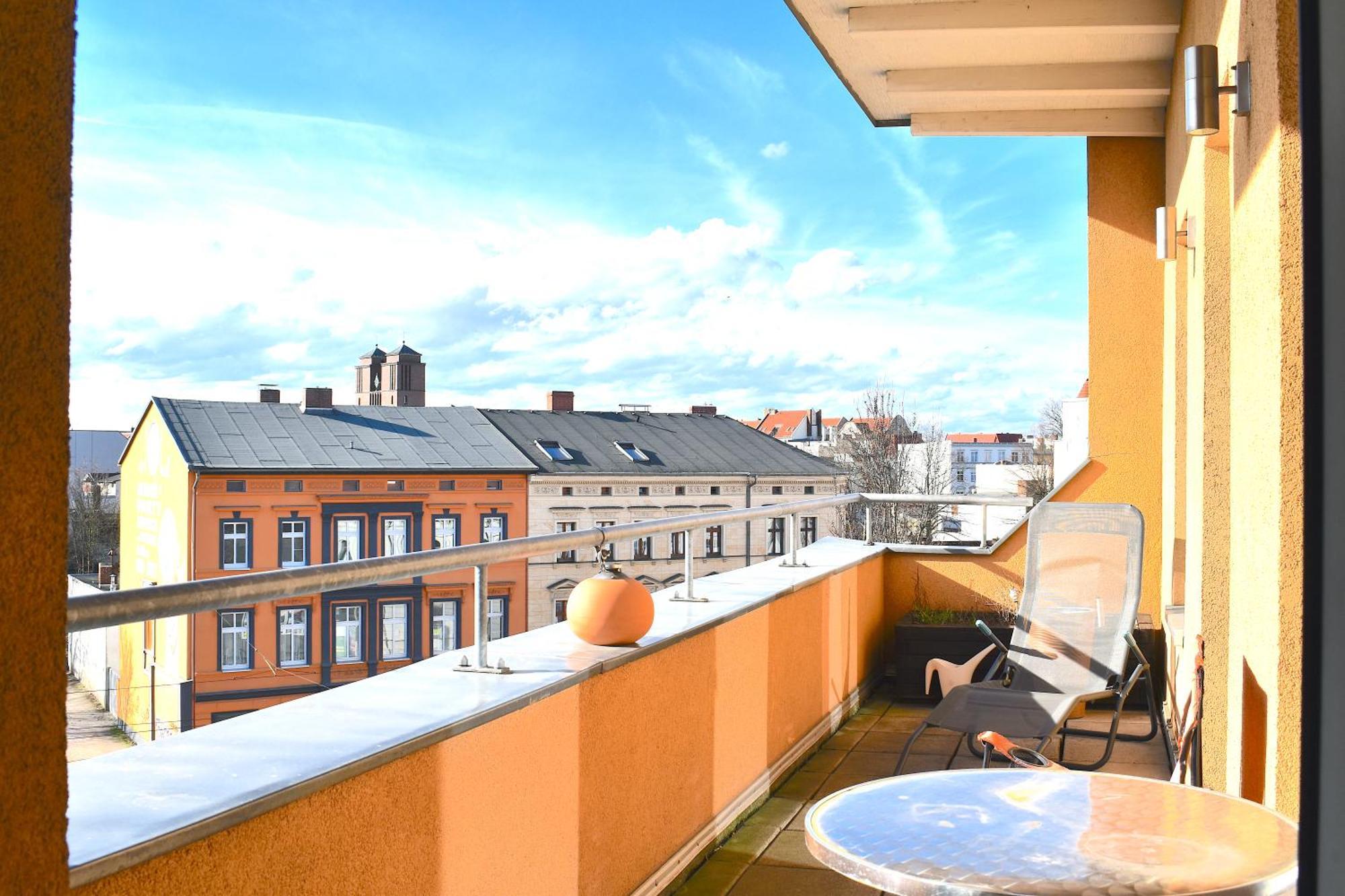 City-Dach-Apartment Mit Loggia - Balkon - Kamin Котбус Екстериор снимка